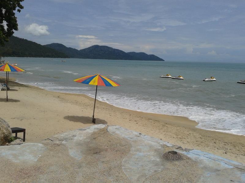 Baba'S Guest House By The Sea Batu Feringgi Bagian luar foto