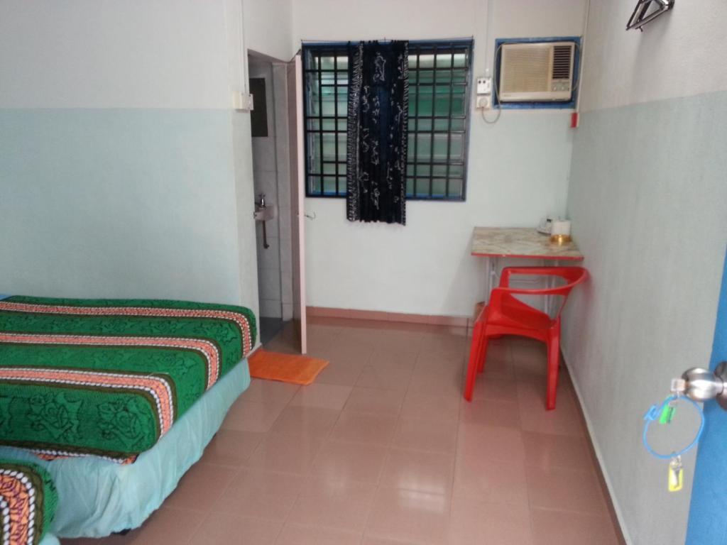 Baba'S Guest House By The Sea Batu Feringgi Bagian luar foto